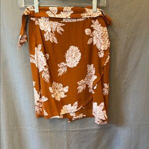 Rue stiic -Floral Wrap Skirt in Rust and White